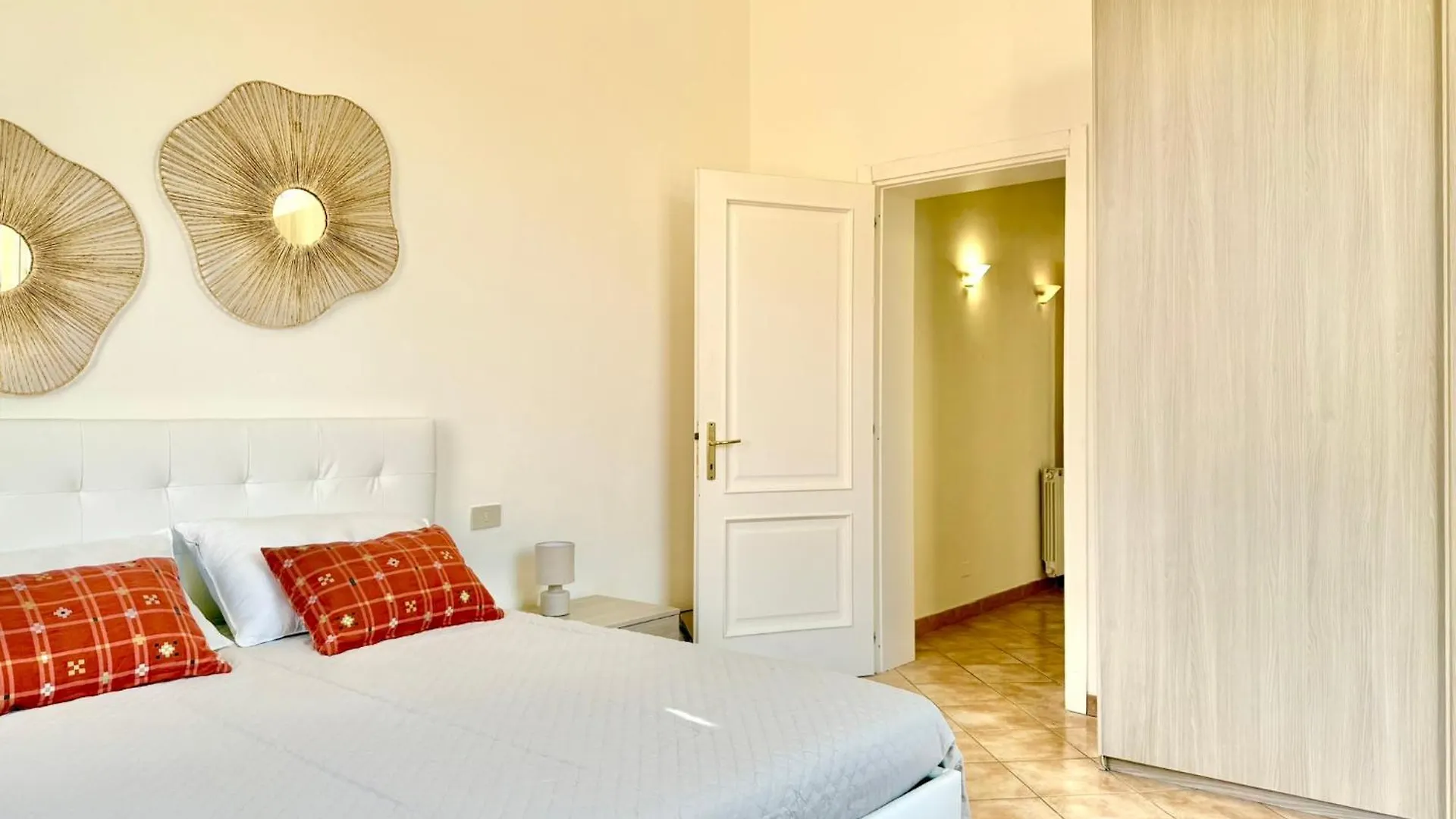 Apartment Luminoso 3 Camere Borgo Stretto Vista In Centro Pisa